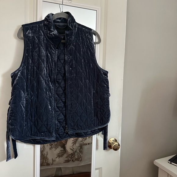 Blue Velvet Vest - Picture 1 of 4